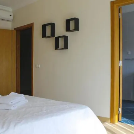 Excellent New With 2 Bedrooms In Willa Albufeira